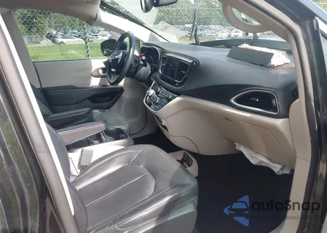 2019 Chrysler Pacifica Touring L z USA, uszkodzony, nr VIN 2C4RC1BG0KR616188